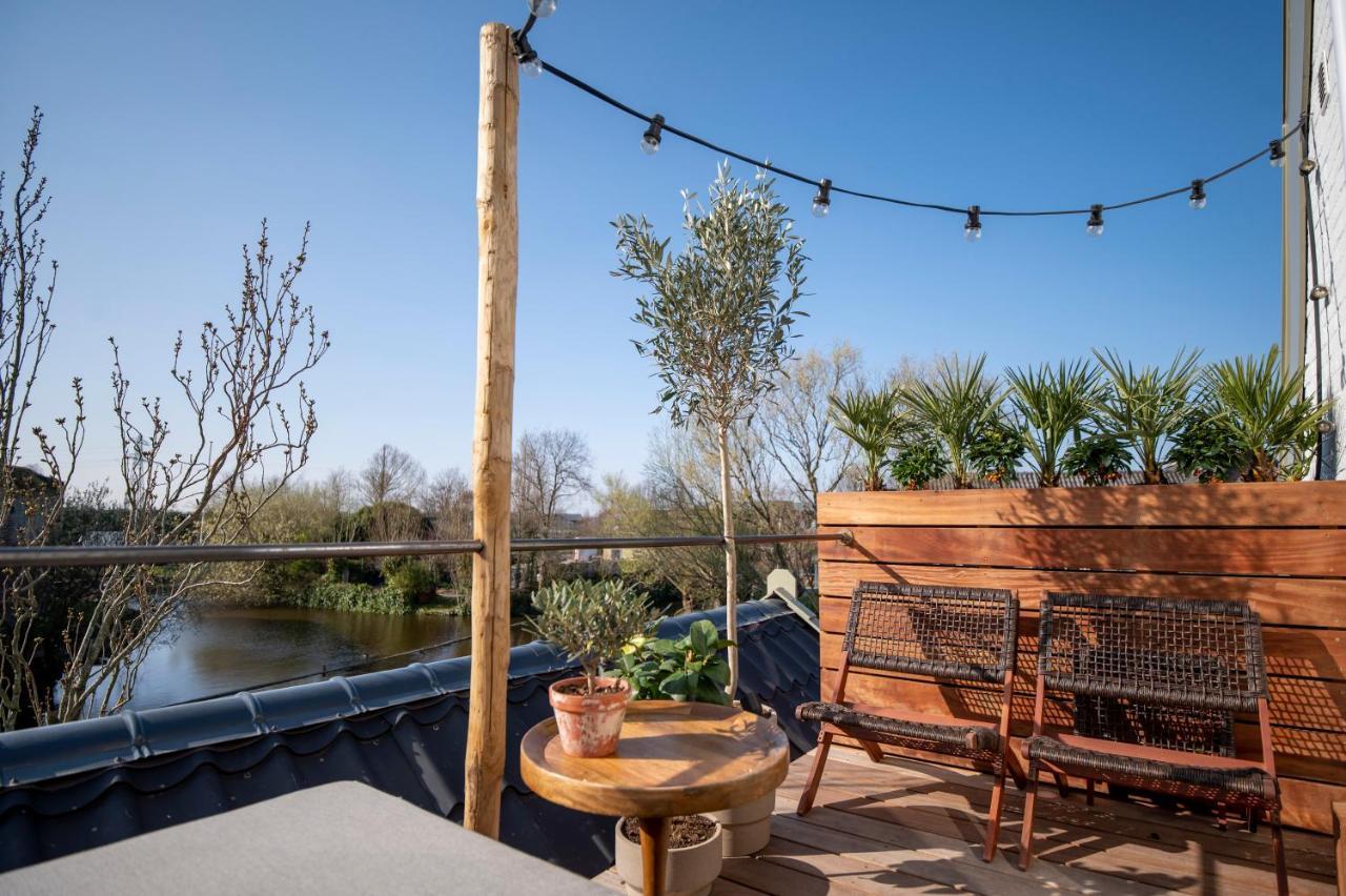 Lodge & Loft Sassenheim Bagian luar foto