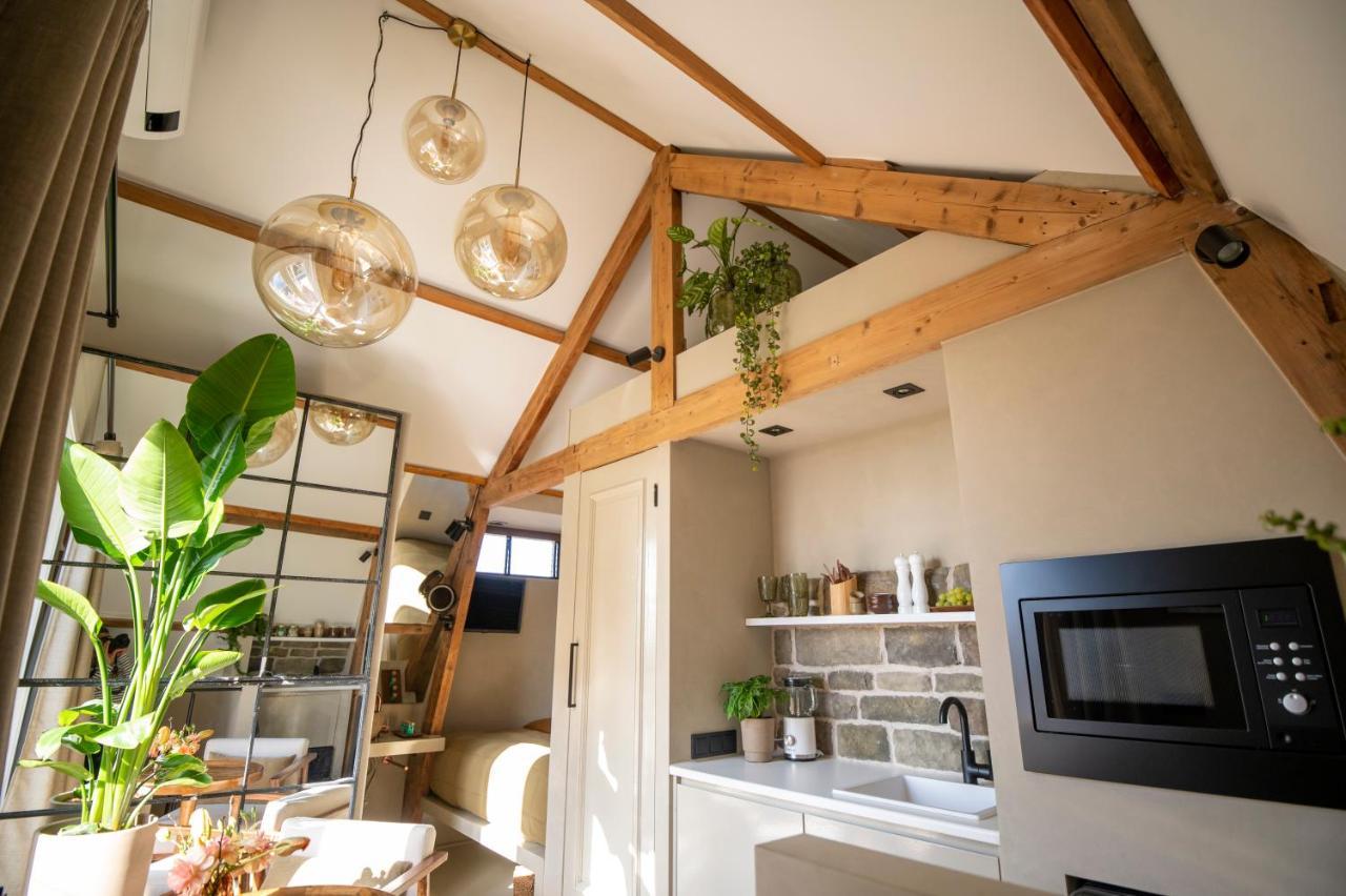 Lodge & Loft Sassenheim Bagian luar foto